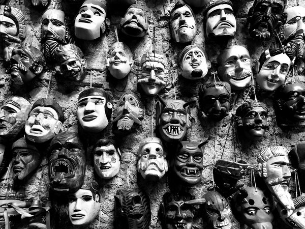 Quels sont les secrets pour réussir un atelier de fabrication de masques vénitiens?